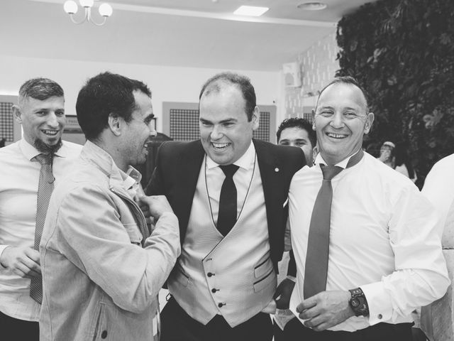 La boda de Jonathan y Rocío en Villafranca De Los Barros, Badajoz 63