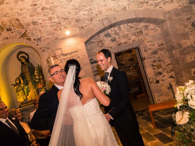 La boda de Francesc y Anna en Campllong, Girona 18