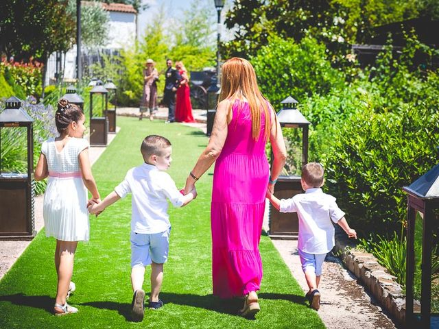 La boda de Javier y Úrsula en El Vellon, Madrid 37