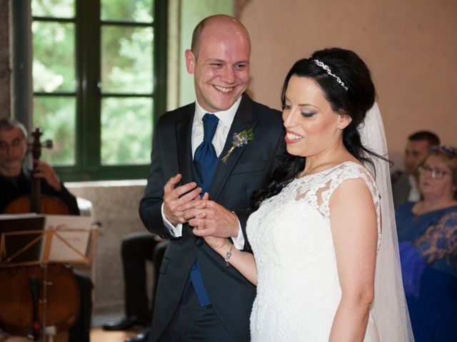 La boda de Martin y Iria en Santiago De Compostela, A Coruña 22