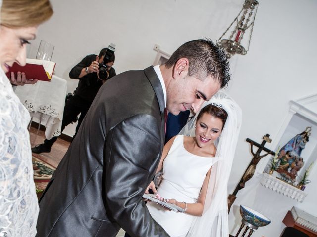 La boda de David y Gabi en Sevilla, Sevilla 31