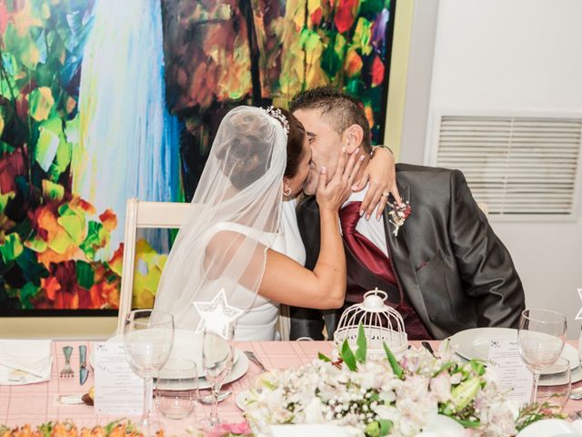 La boda de David y Gabi en Sevilla, Sevilla 63