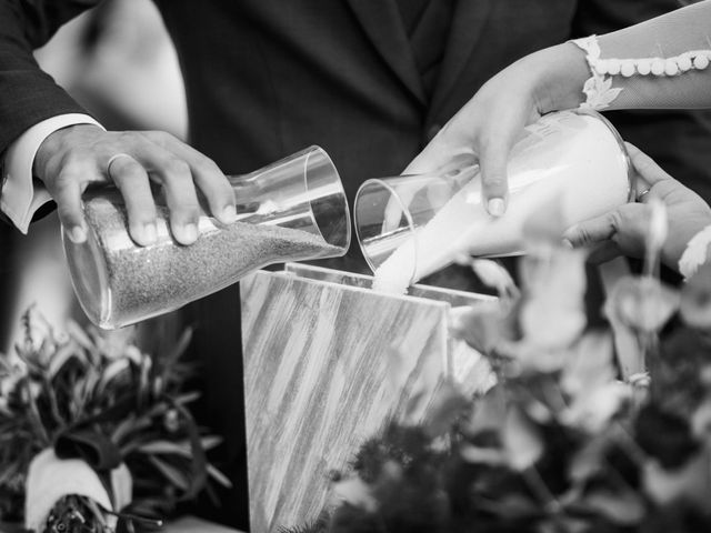 La boda de Monica y Manuel en Sanlucar De Barrameda, Cádiz 54