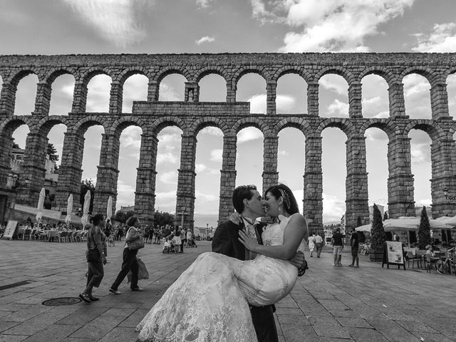 La boda de Juan y Laura en Cuellar, Segovia 42