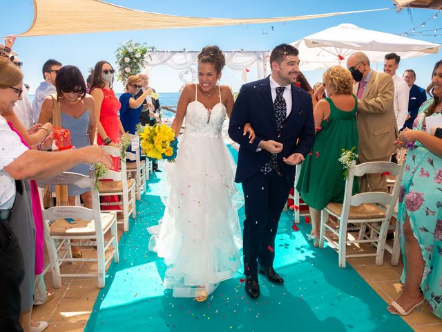 La boda de Paola y Juanmi en Benajarafe, Málaga 10