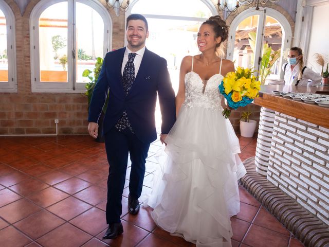 La boda de Paola y Juanmi en Benajarafe, Málaga 19