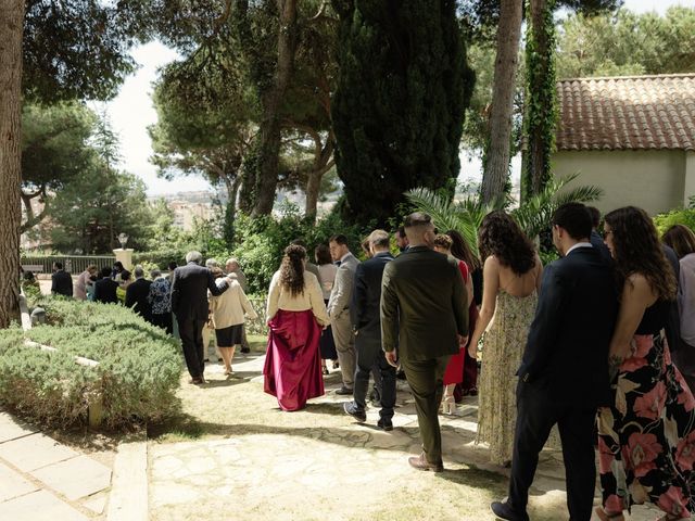 La boda de Víctor y Iolanda en Sant Vicenç De Montalt, Barcelona 35