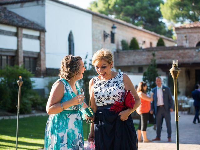 La boda de Rubén y Ana en Rivas-vaciamadrid, Madrid 22