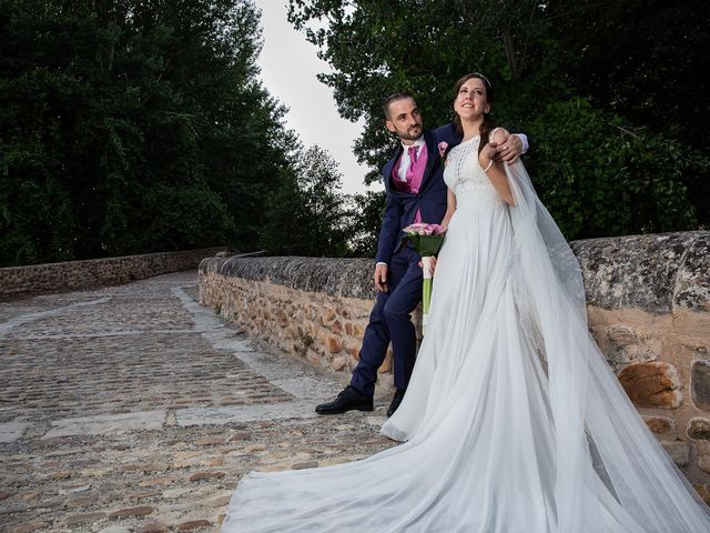 La boda de David y Rosa en Talamanca Del Jarama, Madrid 48