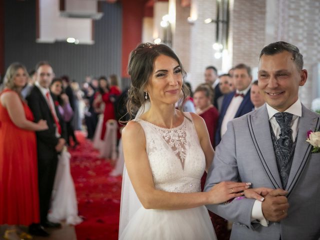 La boda de Zoli y Carmen en Loeches, Madrid 1