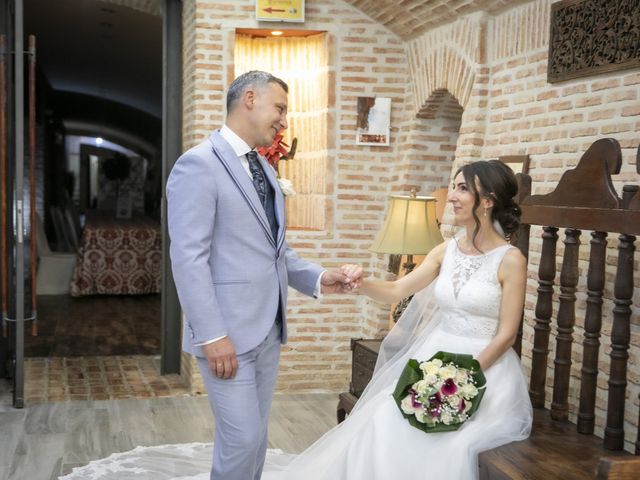 La boda de Zoli y Carmen en Loeches, Madrid 25