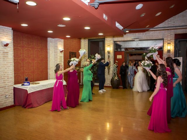 La boda de Zoli y Carmen en Loeches, Madrid 27