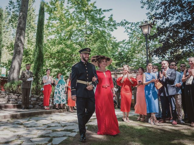 La boda de Alejandro y Rebeca en Villamondrin De Rueda, León 14