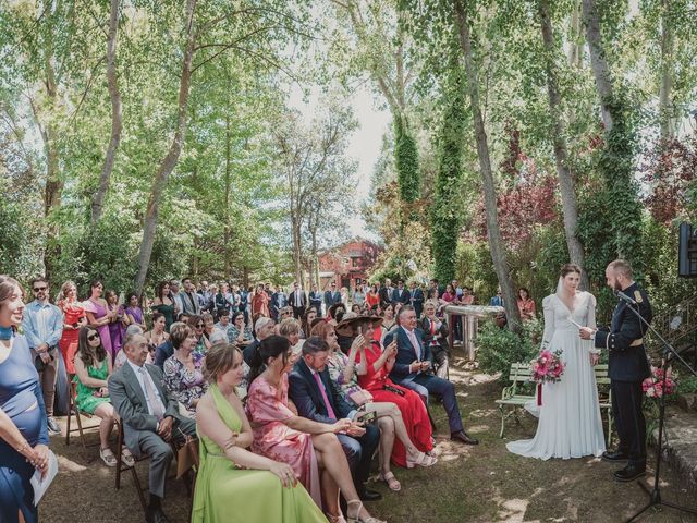 La boda de Alejandro y Rebeca en Villamondrin De Rueda, León 24