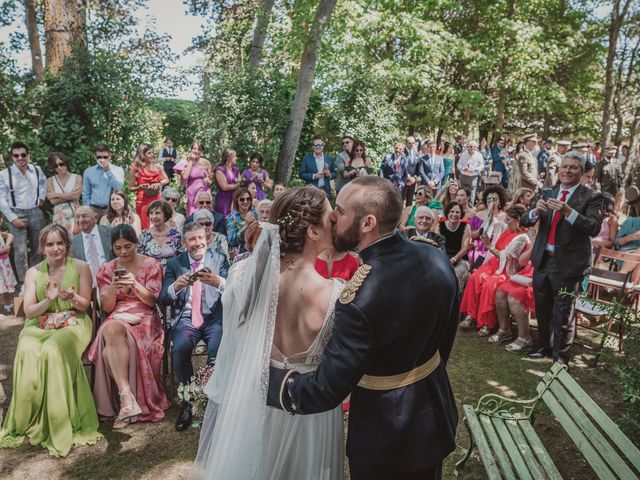 La boda de Alejandro y Rebeca en Villamondrin De Rueda, León 25