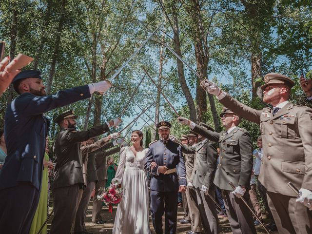 La boda de Alejandro y Rebeca en Villamondrin De Rueda, León 26