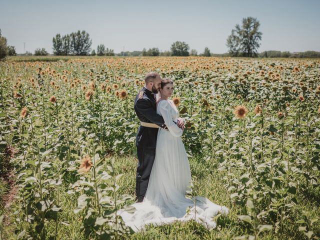 La boda de Alejandro y Rebeca en Villamondrin De Rueda, León 32