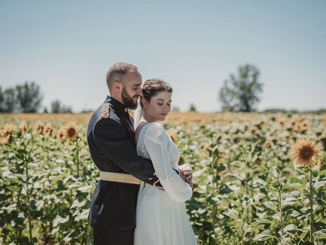 La boda de Alejandro y Rebeca en Villamondrin De Rueda, León 33