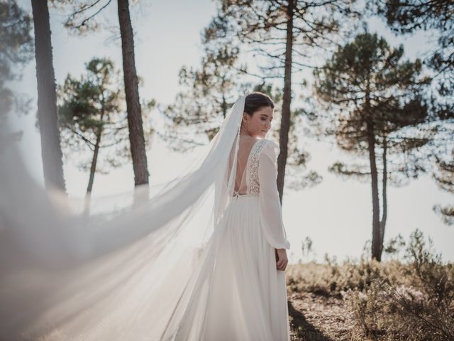 La boda de Alejandro y Rebeca en Villamondrin De Rueda, León 56