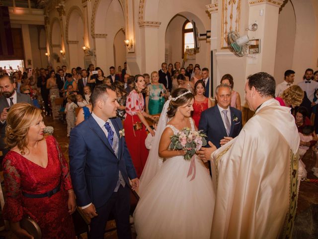 La boda de Rubén y Sandra en L&apos; Alfàs Del Pi, Alicante 38