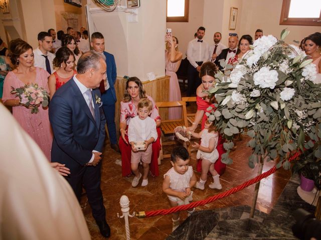 La boda de Rubén y Sandra en L&apos; Alfàs Del Pi, Alicante 43