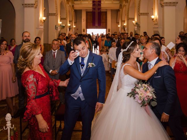 La boda de Rubén y Sandra en L&apos; Alfàs Del Pi, Alicante 48