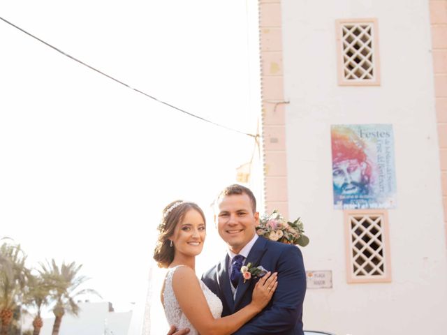 La boda de Rubén y Sandra en L&apos; Alfàs Del Pi, Alicante 55