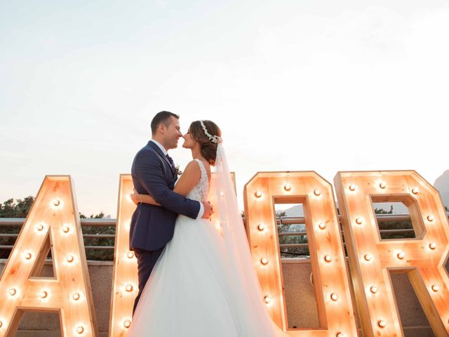 La boda de Rubén y Sandra en L&apos; Alfàs Del Pi, Alicante 63