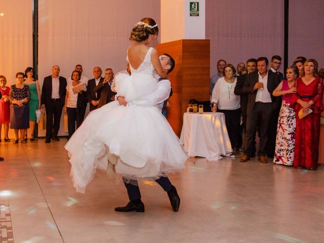 La boda de Rubén y Sandra en L&apos; Alfàs Del Pi, Alicante 74