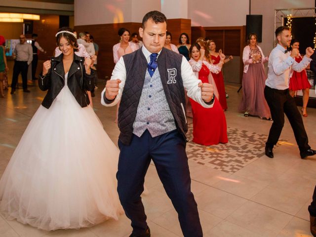 La boda de Rubén y Sandra en L&apos; Alfàs Del Pi, Alicante 75