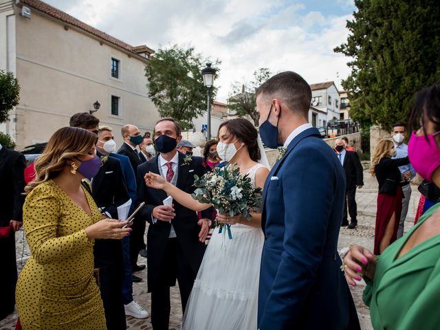 La boda de Isaac y Natalia en Chinchon, Madrid 70