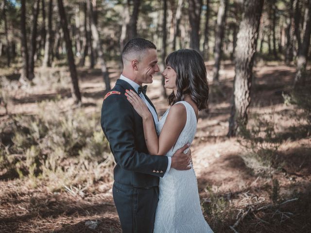 La boda de Santiago y Ariadna en Azadinos, León 45