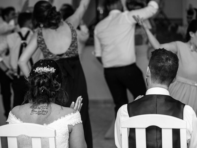 La boda de Jony y Monica en Vilamartin De Valdeorras, Orense 91