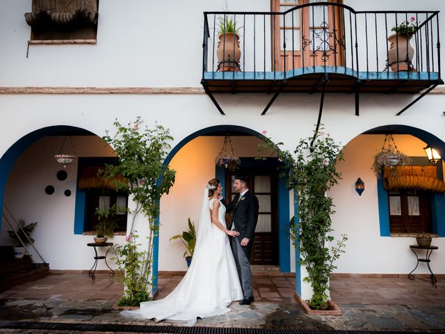 La boda de Javier y Angela en Córdoba, Córdoba 21