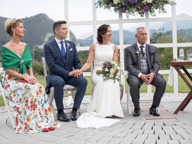 La boda de Emilio y Cristina en Oviedo, Asturias 22