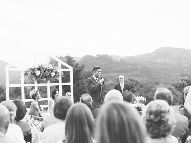 La boda de Emilio y Cristina en Oviedo, Asturias 25