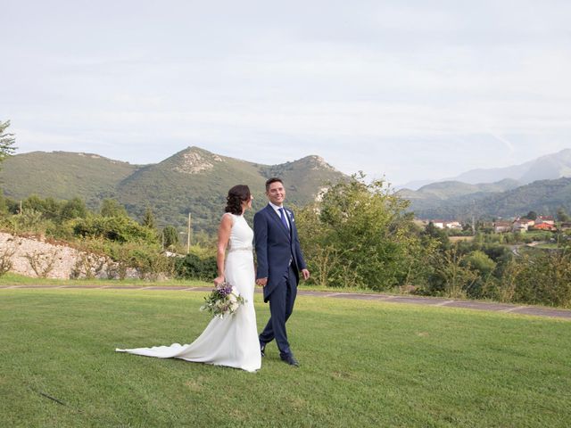 La boda de Emilio y Cristina en Oviedo, Asturias 45