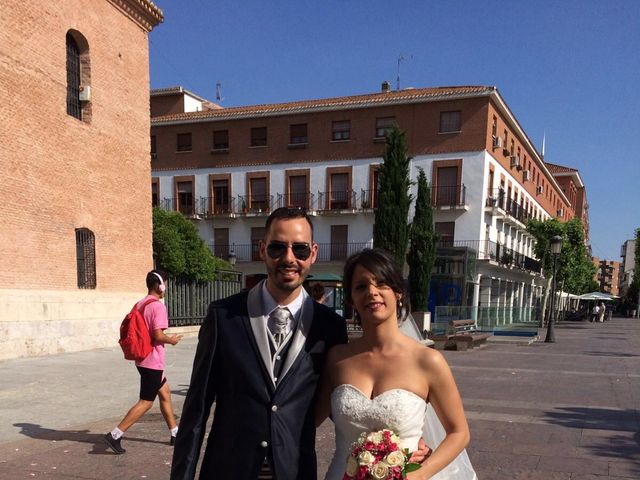 La boda de Dani y Viky en Torrejón De Ardoz, Madrid 1
