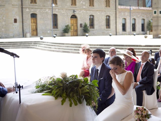 La boda de Álvaro y Leticia en Elciego, Álava 12
