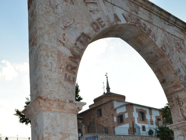 La boda de Nayare y Arturo en Membrilla, Ciudad Real 12