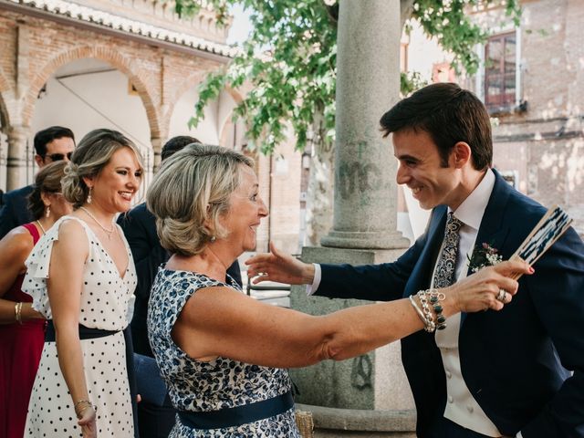 La boda de Alfonso y Irene en Pueblo Los Cerralbos, Toledo 56