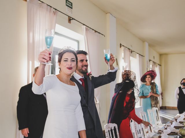 La boda de Javier y Almudena en Los Barrios, Cádiz 102