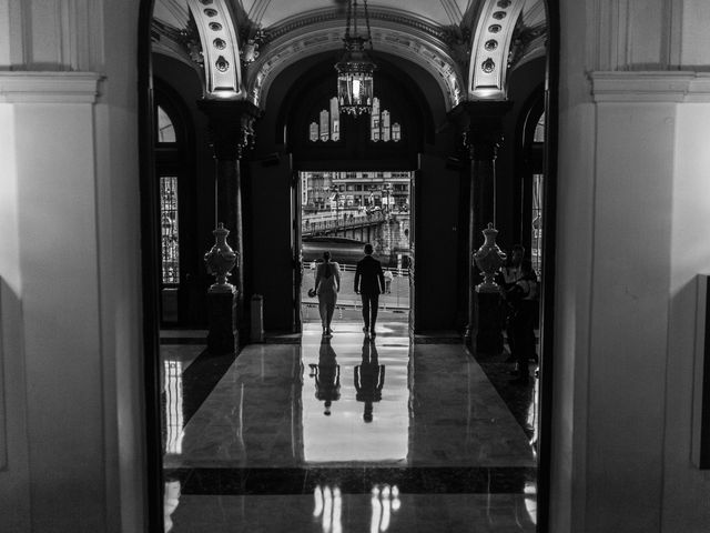 La boda de Oscar y Nerea en Bilbao, Vizcaya 81