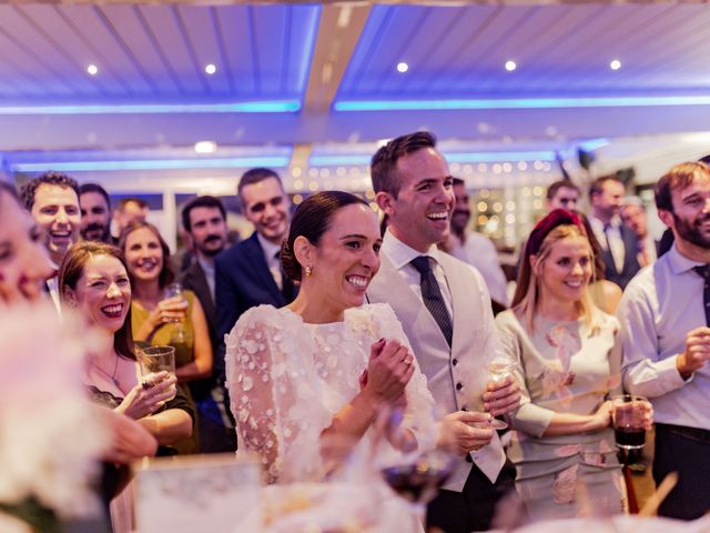 La boda de Oscar y Nerea en Bilbao, Vizcaya 136