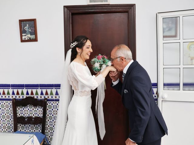 La boda de Mª José y Luis Miguel en Sevilla, Sevilla 10