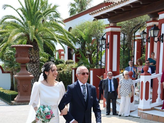La boda de Mª José y Luis Miguel en Sevilla, Sevilla 15