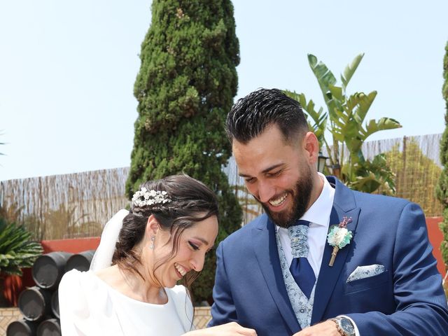 La boda de Mª José y Luis Miguel en Sevilla, Sevilla 18