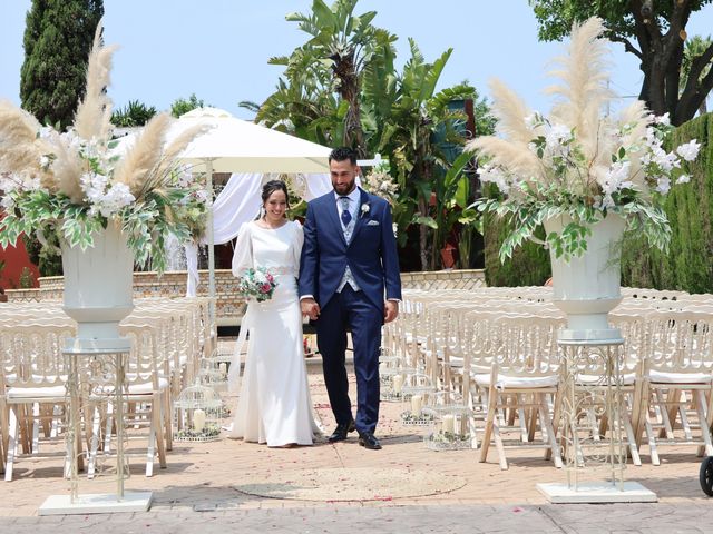 La boda de Mª José y Luis Miguel en Sevilla, Sevilla 21