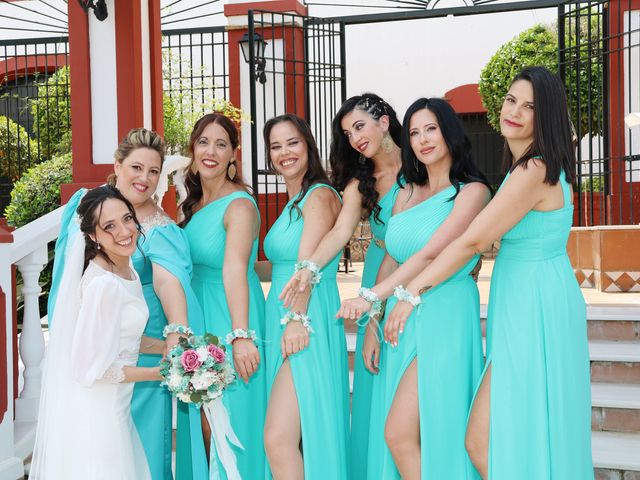 La boda de Mª José y Luis Miguel en Sevilla, Sevilla 27