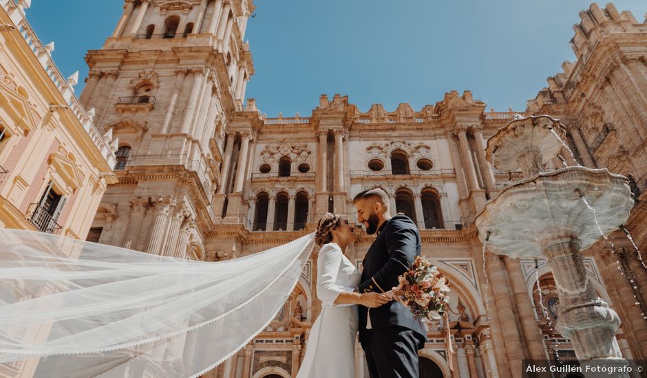 La boda de MariCarmen y Cristian en Málaga, Málaga